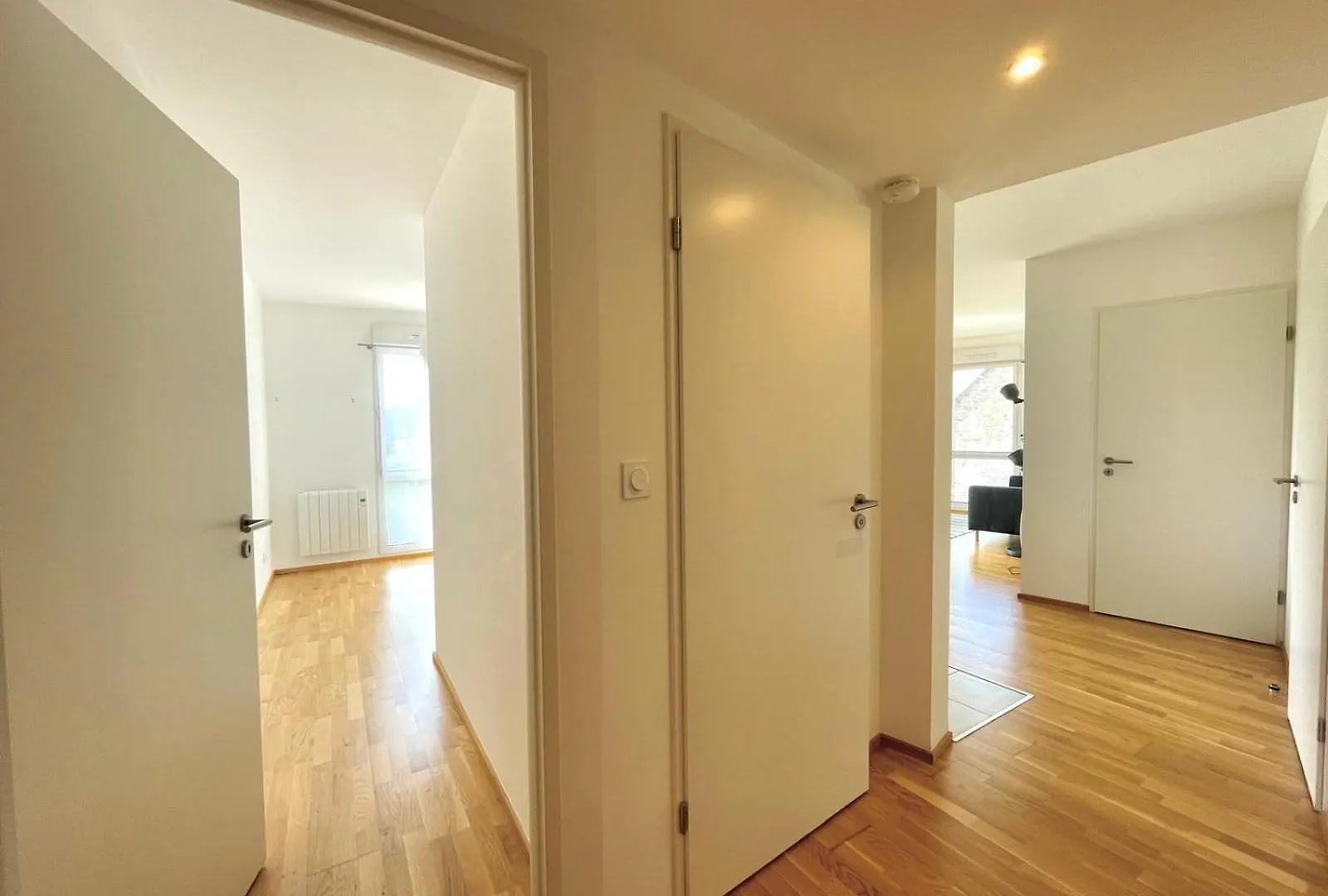 Joli Appartement Avec Balcon Au Pieds Des Commences Et Des Plages Carantec