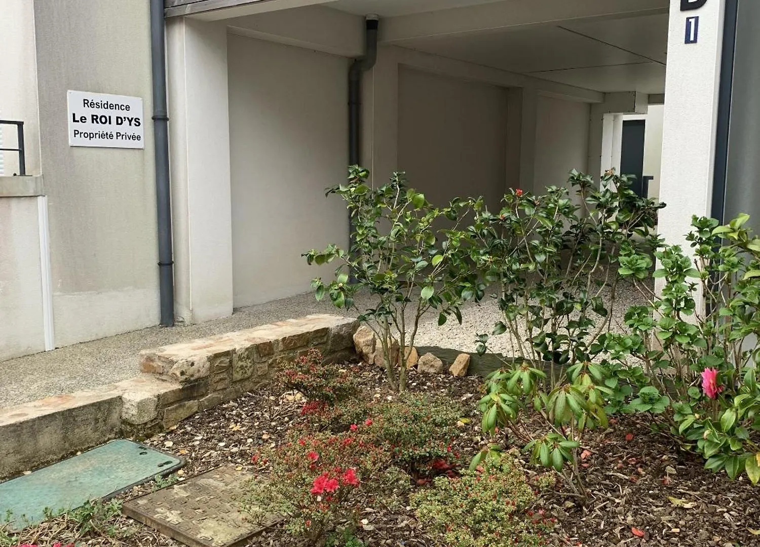 Joli Appartement Avec Balcon Au Pieds Des Commences Et Des Plages Carantec